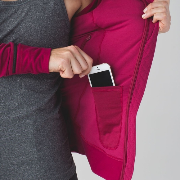 Lululemon Fleece Out Jacket - Picture 6 of 11